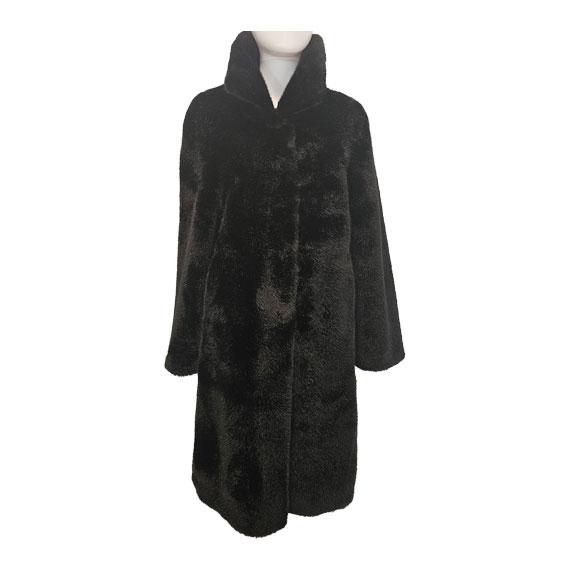 Soft to the touch, faux fur coat with snap closure and - Black, Sizes:…